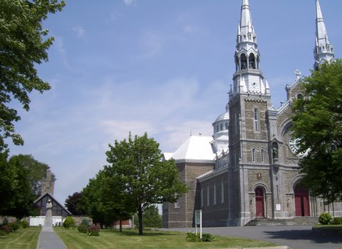  : Sanctuaire Sainte-Marguerite-d'Youville