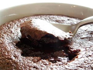 Recette aphrodisiaque pour un fondant mi-cuit au chocolat & crme fouette  lrable et cognac